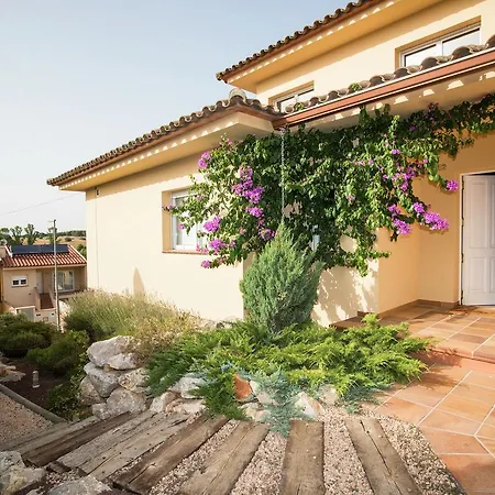 Modern In Les Corts With Pool L' Escala
